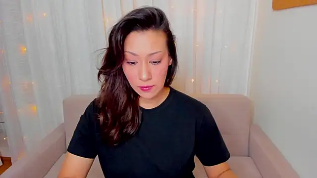 Snapshot of FieryHeart chatting on 03/23/26, 08:02 FieryHeart online show from 03/23/26, 08:02