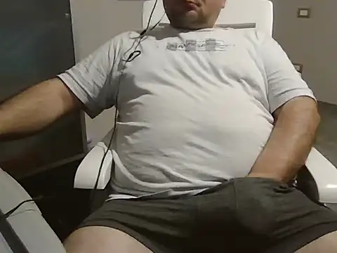 iron boy80 online show from 02/18/25, 10:05