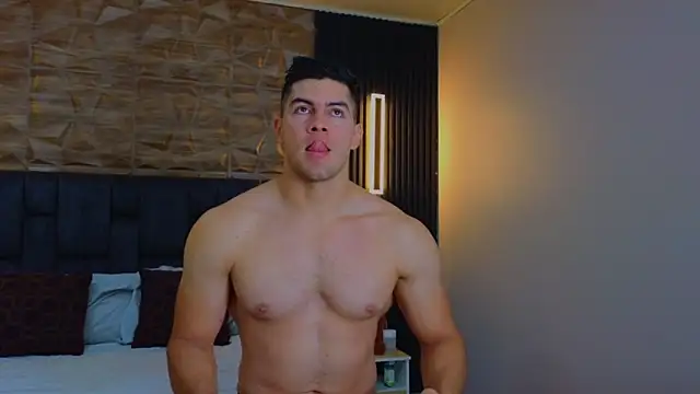 Snapshot of FelipeAndMarcello3 chatting on 02/24/25, 07:19 FelipeAndMarcello3 online show from 02/24/25, 07:19