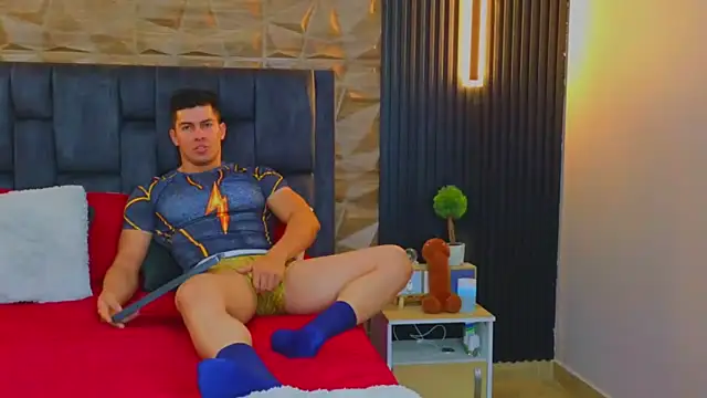 Snapshot of FelipeAndMarcello3 chatting on 03/11/25, 07:25 FelipeAndMarcello3 online show from 03/11/25, 07:25