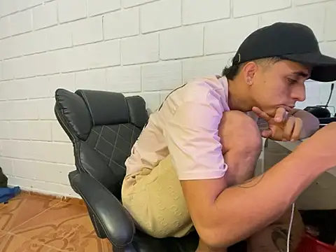 Max TheHorseDick online show from 02/13/26, 03:35