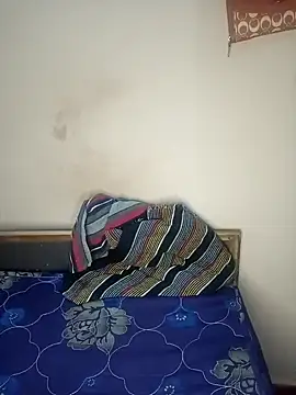 Sweet-Berry online show from 12/27/24, 06:35