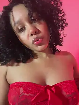 Snapshot of Electric_bae chatting on 02/02/25, 01:23 Electric bae online show from 02/02/25, 01:23