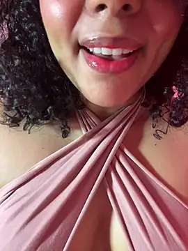 Snapshot of Electric_bae chatting on 02/04/25, 07:33 Electric bae online show from 02/04/25, 07:33