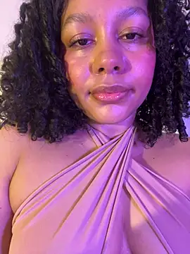 Snapshot of Electric_bae chatting on 03/02/25, 01:49 Electric bae online show from 03/02/25, 01:49