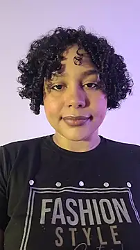 Snapshot of Electric_bae chatting on 11/03/25, 02:35 Electric bae online show from 11/03/25, 02:35