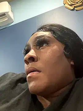 Snapshot of Foreignthababyy chatting on 09/13/25, 07:19 Foreignthababyy online show from 09/13/25, 07:19