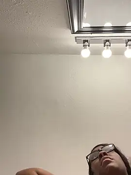 Snapshot of Foreignthababyy chatting on 04/07/26, 11:32 Foreignthababyy online show from 04/07/26, 11:32