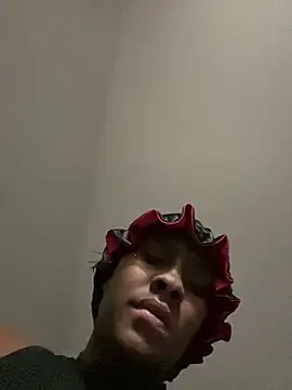 Snapshot of Foreignthababyy chatting on 04/08/26, 06:02 Foreignthababyy online show from 04/08/26, 06:02