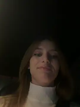 Snapshot of -AngelAri- chatting on 03/11/26, 06:03 -AngelAri- online show from 03/11/26, 06:03