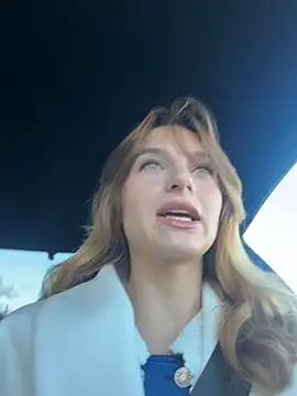 Snapshot of -AngelAri- chatting on 03/22/26, 09:13 -AngelAri- online show from 03/22/26, 09:13