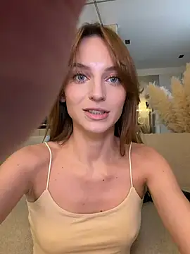 Snapshot of -AngelAri- chatting on 03/28/26, 09:03 -AngelAri- online show from 03/28/26, 09:03