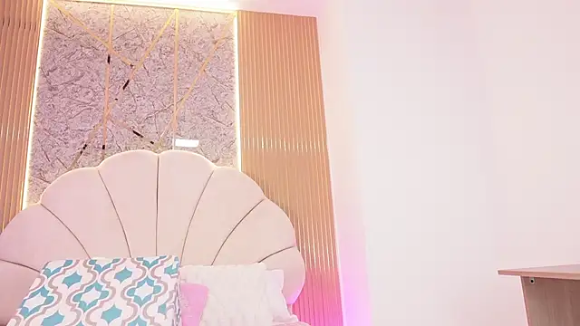 Snapshot of mssburbuja chatting on 11/05/25, 03:06 mssburbuja online show from 11/05/25, 03:06