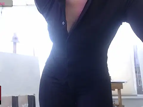 Snapshot of alien__show chatting on 04/19/26, 12:37 alien show online show from 04/19/26, 12:37