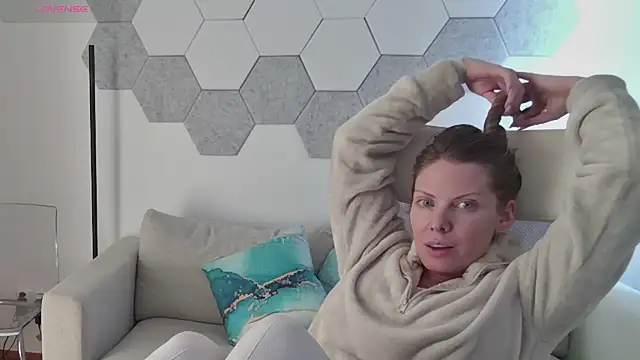 novaforyou1 online show from 02/06/25, 01:32