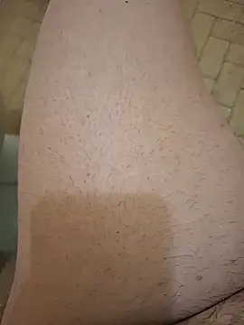 Snapshot of Frossi94 chatting on 03/06/26, 10:56 Frossi94 online show from 03/06/26, 10:56