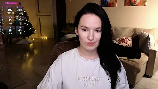 Snapshot of Val_lava chatting on 12/17/24, 08:32 Val lava online show from 12/17/24, 08:32