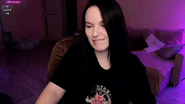 Snapshot of Val_lava chatting on 03/20/25, 07:46 Val lava online show from 03/20/25, 07:46