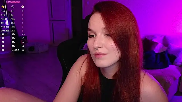 Snapshot of Val_lava chatting on 09/08/25, 07:35 Val lava online show from 09/08/25, 07:35