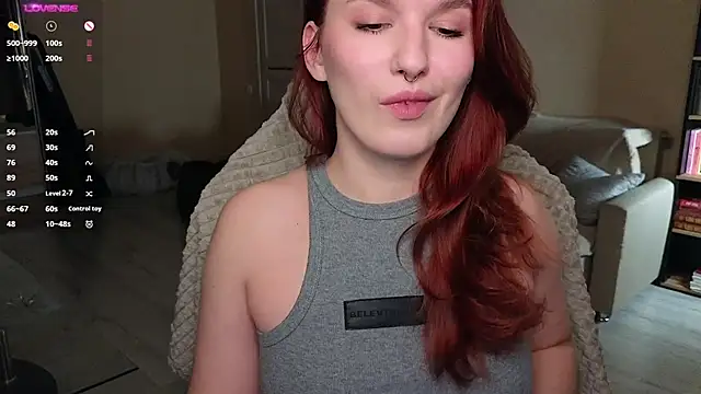 Snapshot of Val_lava chatting on 11/27/25, 08:00 Val lava online show from 11/27/25, 08:00