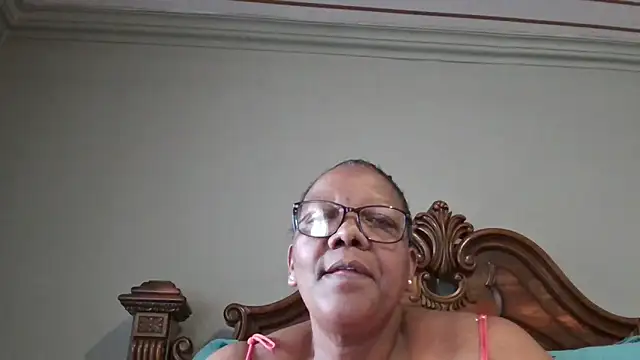 Snapshot of SEXYBOOBSNASS chatting on 02/11/25, 12:37 SEXYBOOBSNASS online show from 02/11/25, 12:37