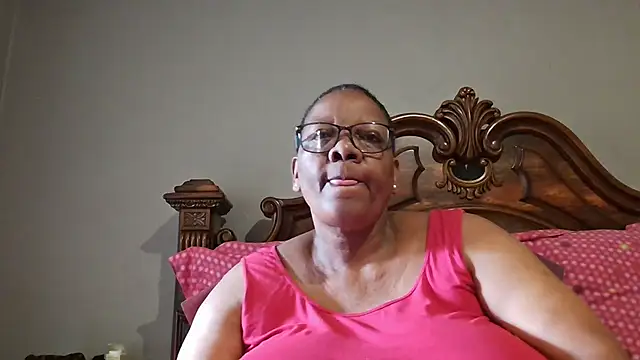 Snapshot of SEXYBOOBSNASS chatting on 03/21/25, 05:32 SEXYBOOBSNASS online show from 03/21/25, 05:32