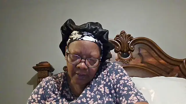 Snapshot of SEXYBOOBSNASS chatting on 09/11/25, 02:44 SEXYBOOBSNASS online show from 09/11/25, 02:44