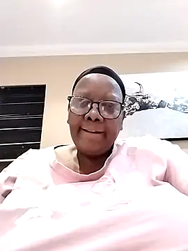 Snapshot of SEXYBOOBSNASS chatting on 09/18/25, 05:59 SEXYBOOBSNASS online show from 09/18/25, 05:59