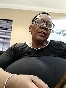 Snapshot of SEXYBOOBSNASS chatting on 09/25/25, 03:16 SEXYBOOBSNASS online show from 09/25/25, 03:16