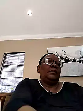 Snapshot of SEXYBOOBSNASS chatting on 09/26/25, 09:13 SEXYBOOBSNASS online show from 09/26/25, 09:13