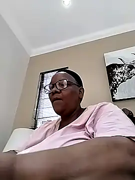 Snapshot of SEXYBOOBSNASS chatting on 09/28/25, 08:52 SEXYBOOBSNASS online show from 09/28/25, 08:52