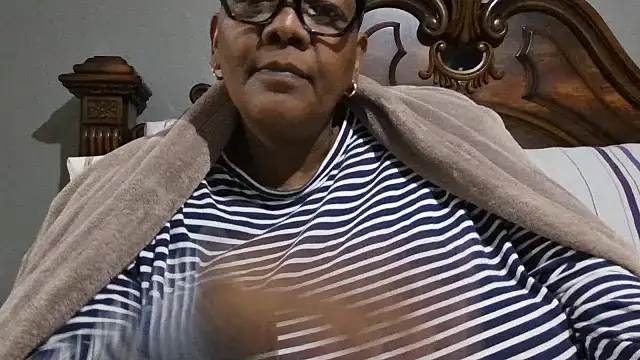 Snapshot of SEXYBOOBSNASS chatting on 10/30/25, 07:03 SEXYBOOBSNASS online show from 10/30/25, 07:03