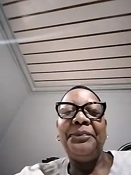 Snapshot of SEXYBOOBSNASS chatting on 11/07/25, 06:52 SEXYBOOBSNASS online show from 11/07/25, 06:52