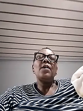 Snapshot of SEXYBOOBSNASS chatting on 11/29/25, 07:39 SEXYBOOBSNASS online show from 11/29/25, 07:39