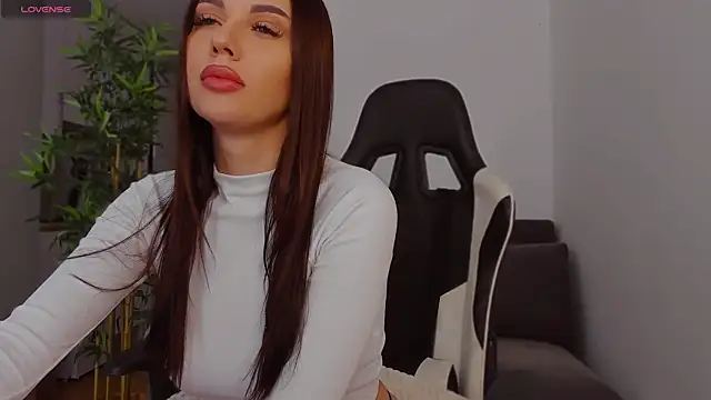 Snapshot of Jaylee_Krys chatting on 10/07/25, 04:04 Jaylee Krys online show from 10/07/25, 04:04