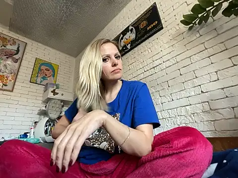 Angel girllovemy online show from 02/18/25, 09:32