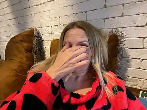 Angel girllovemy online show from 03/03/25, 03:20