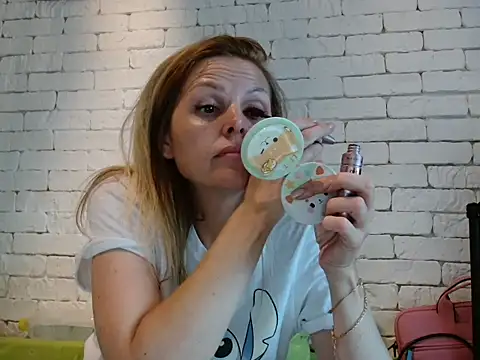 Angel girllovemy online show from 09/10/25, 07:41