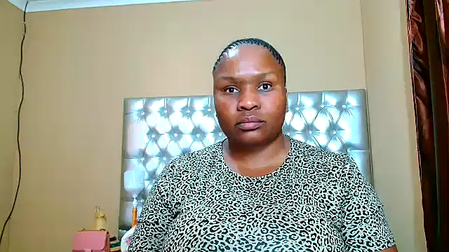 Snapshot of missboobsxx chatting on 09/26/25, 12:20 missboobsxx online show from 09/26/25, 12:20