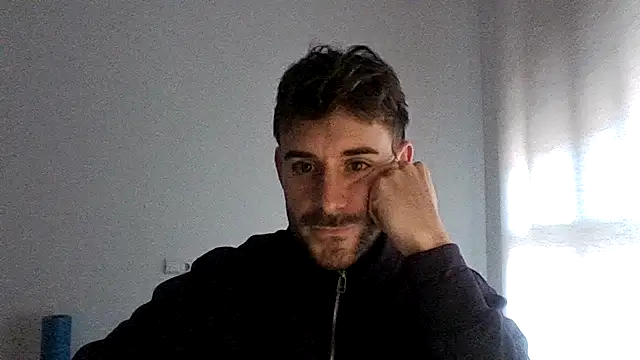 vargas90 online show from 12/04/25, 11:41