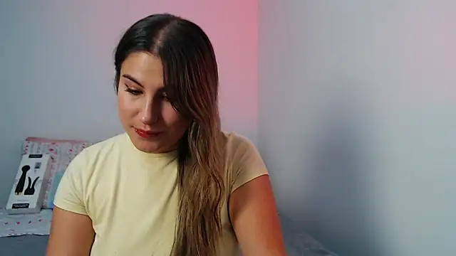 Snapshot of amelie_collins chatting on 01/31/25, 02:37 amelie collins online show from 01/31/25, 02:37