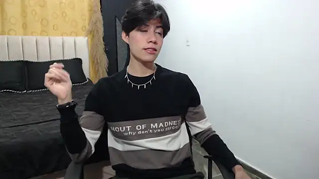 Elio-cam online show from 12/07/24, 08:11