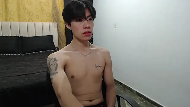 Elio-cam online show from 12/19/24, 08:02