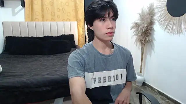 Elio-cam online show from 03/16/26, 04:07