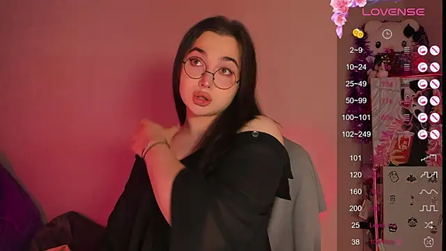 YsabellViveris online show from 01/04/25, 11:00