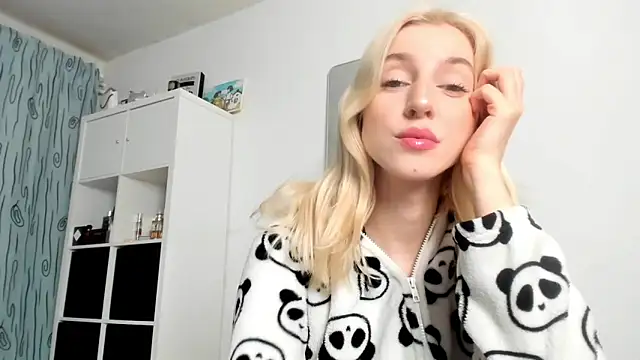 KenzieDawton online show from 11/27/25, 04:47