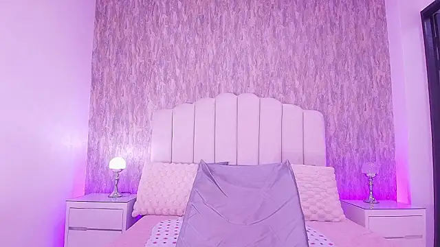 raven lilith  online show from 02/17/26, 03:14