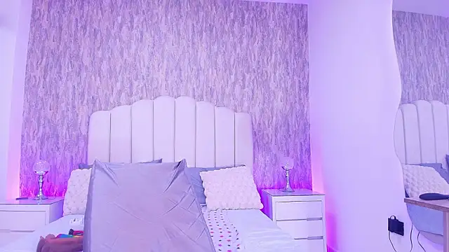 Snapshot of raven_lilith_ chatting on 03/21/26, 03:11 raven lilith online show from 03/21/26, 03:11