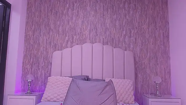 Snapshot of raven_lilith_ chatting on 04/21/26, 03:13 raven lilith online show from 04/21/26, 03:13