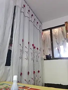 karlythothxh online show from 10/25/25, 05:30